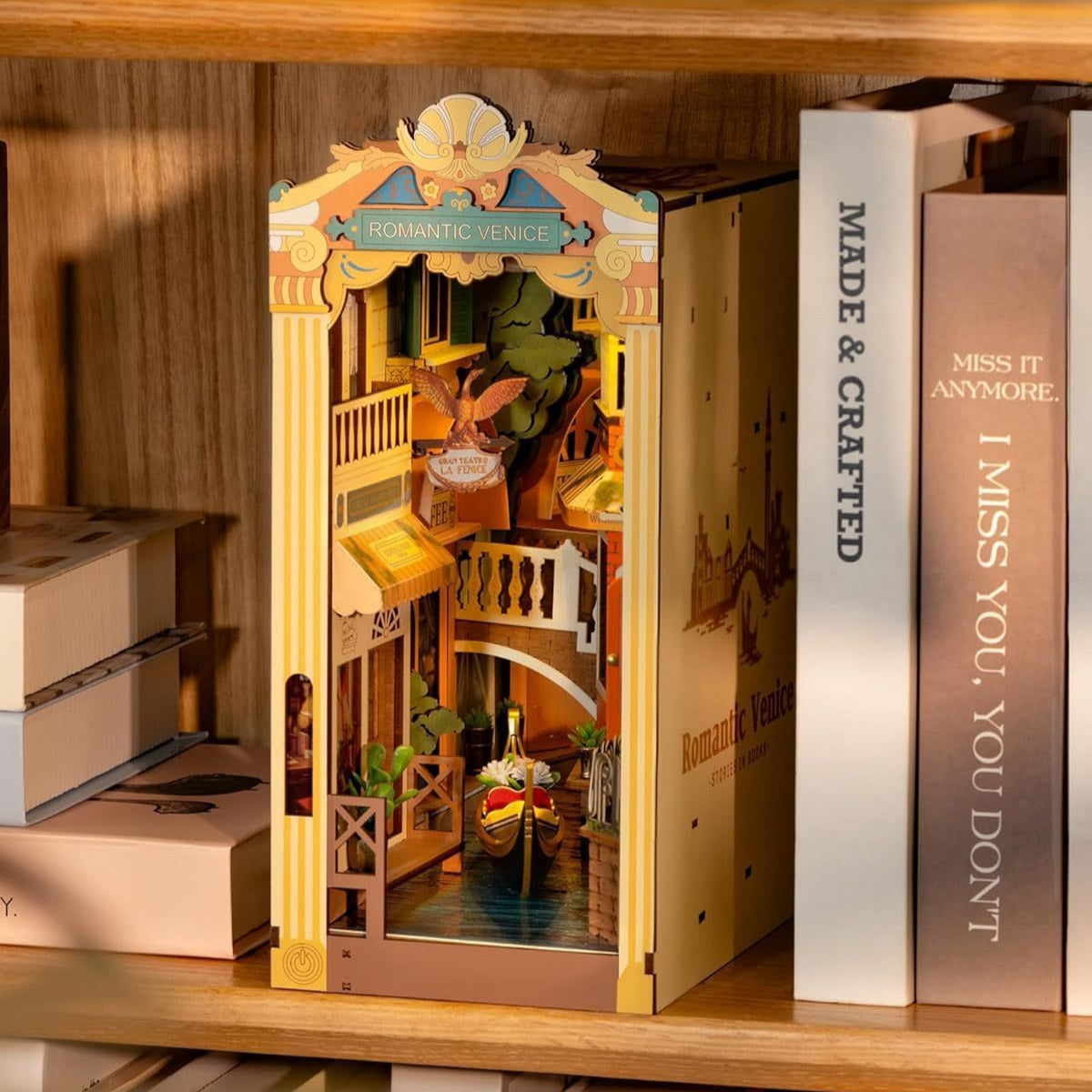 Robotime DIY Book Nook – Romantic Venice with Dust Cover | Wooden 3D Miniature Puzzle Bookend Kit with LED Lights